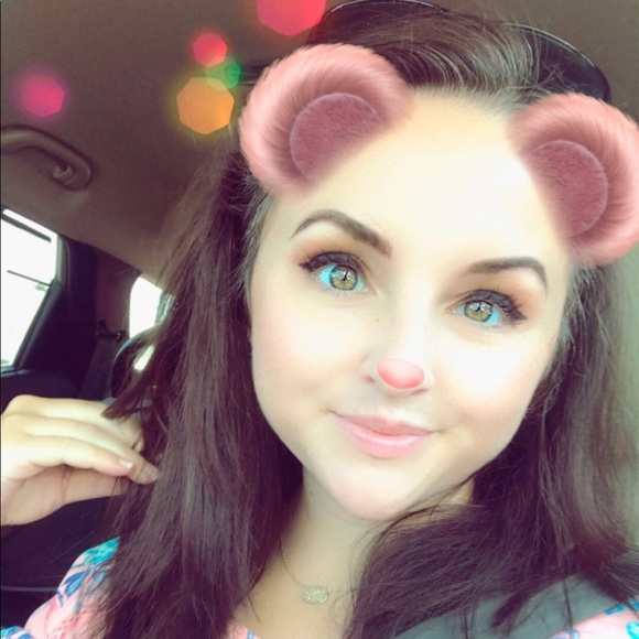 Meet your Posher, Kellen - Picture 8 of 8